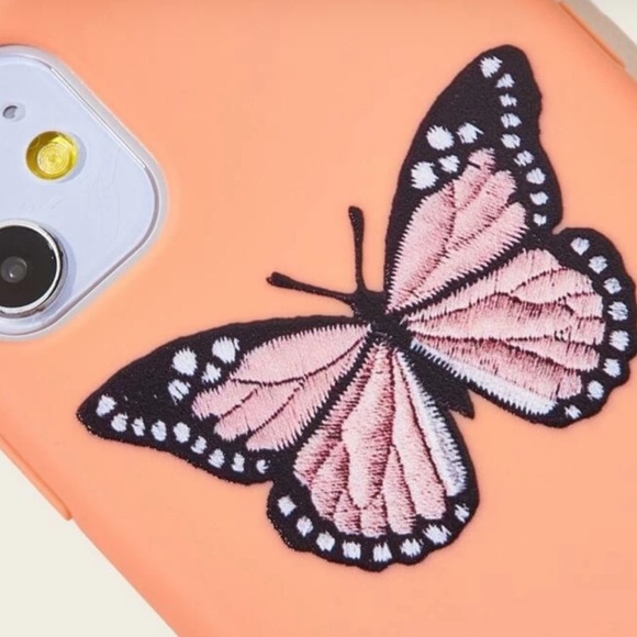 iPhone 11 Pro Max case - Picture 4 of 5